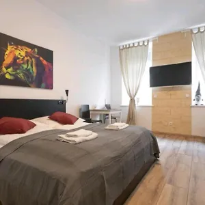 Apartment, Modern Und Neu Renoviert Vienna